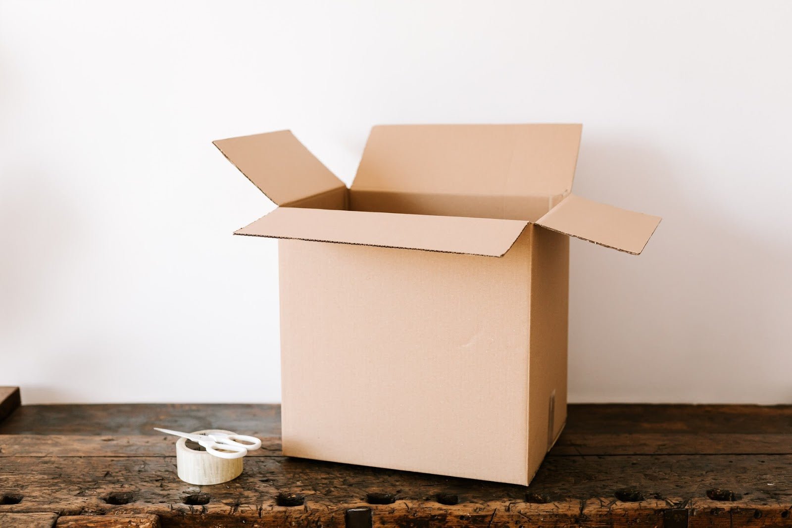 Basics Cardboard Moving Boxes, 20 Pack, Medium, Brown, 18 x 14 x  12